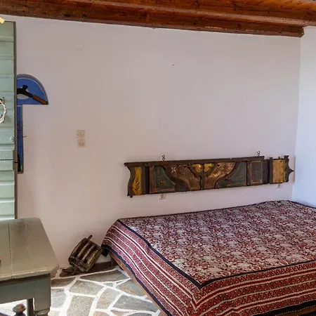 Holiday home Traditional Tinos Olive Mill House *