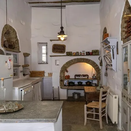 Holiday home Traditional Tinos Olive Mill House *